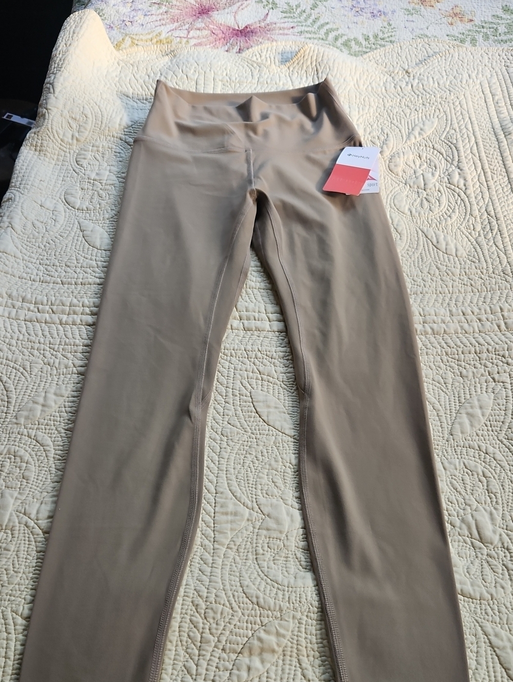 Everyday High-Waist Leggings in Taupe
